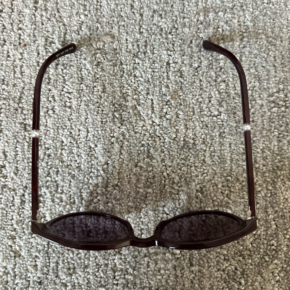 CHANEL Burgundy Acetate Butterfly Pearl Sunglasses 5394-H - Picture 4 of 11